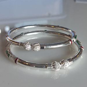 Sterling Silver Child Bangles in 925