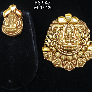 Traditional Temple Art Gold Pendant With Beautiful Earrings
