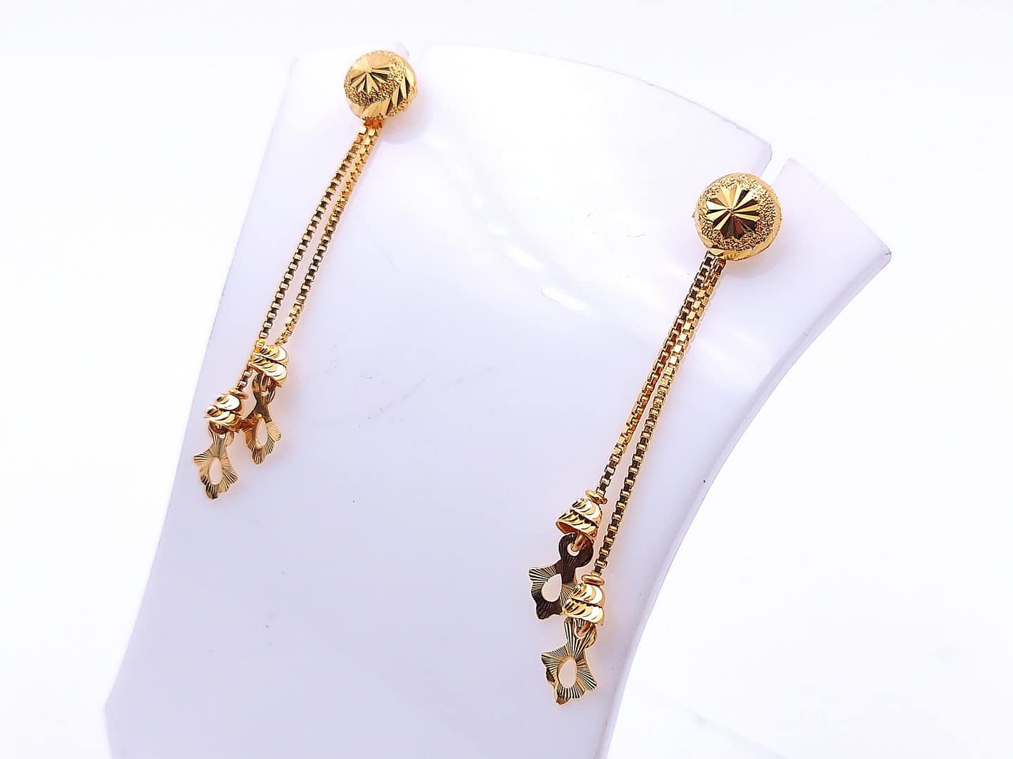 Two in One Sui Dhage (Earrings) - Image 3