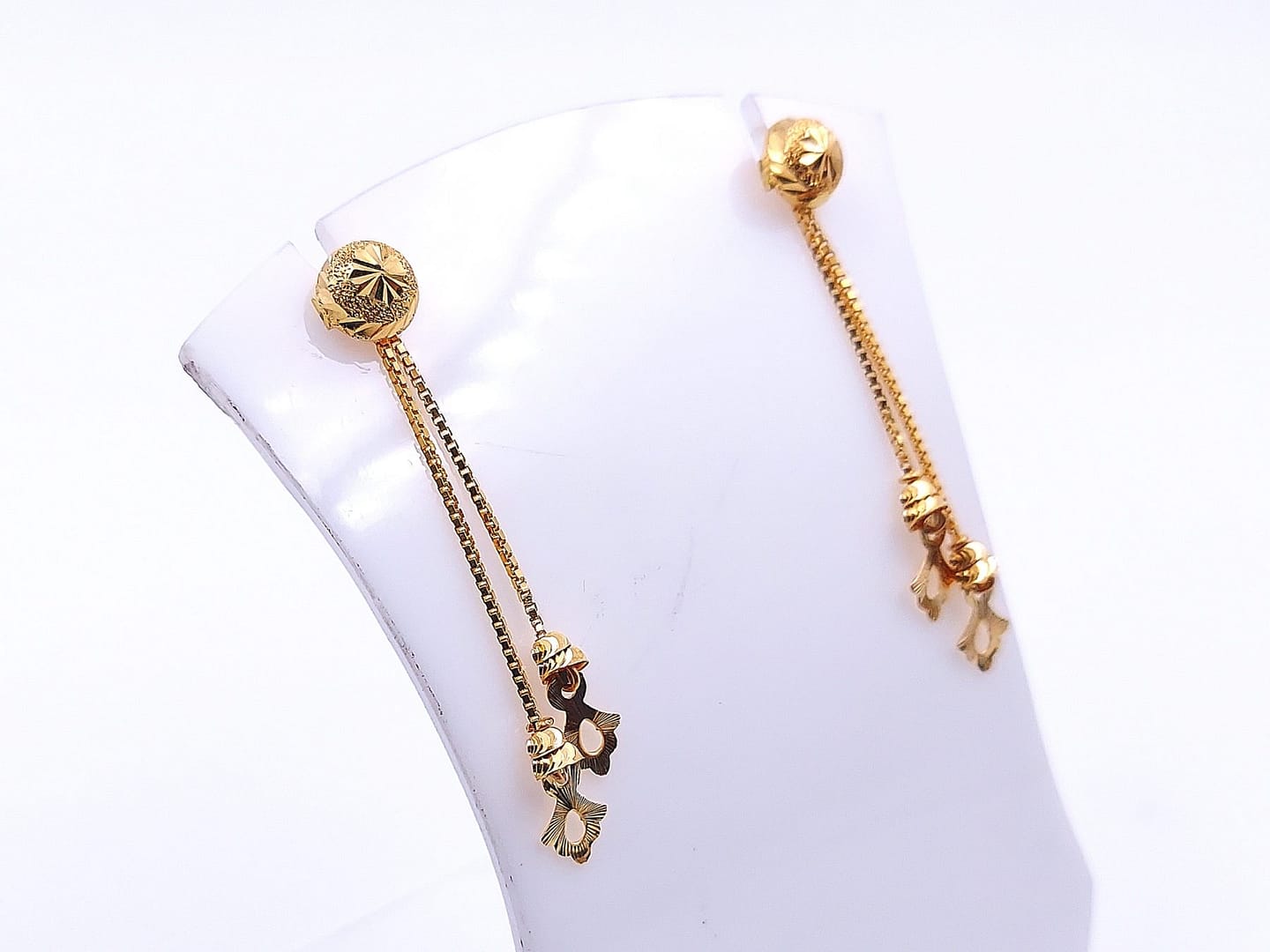 Two in One Sui Dhage (Earrings) - Image 2