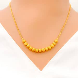 Chic Dotted Orb Chain 17″