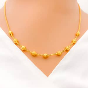 Chic Alternating Orb Chain 17″