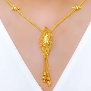 Chic Leaf Drop Necklace Set