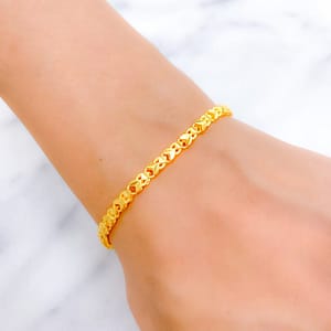Dainty Intricate Link Bracelet