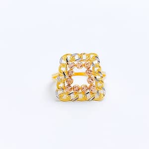 Distinct Tapered Chain Link Ring