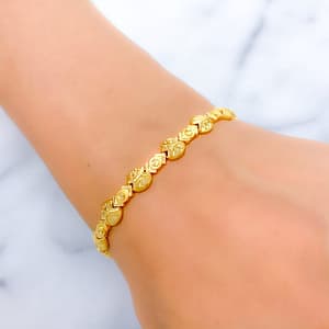 Posh Geometric Slender Bracelet
