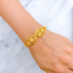 Refined Curved Mesh Bangle Bracelet