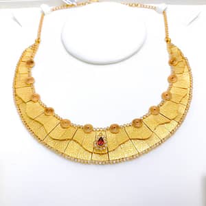 Contemporary Patta Necklace Set