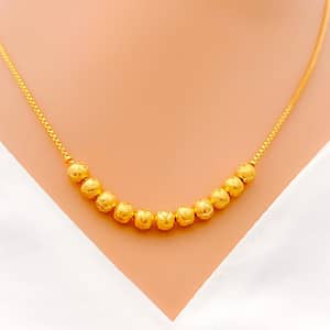 Elegant Symmetrical Fancy Chain 17″