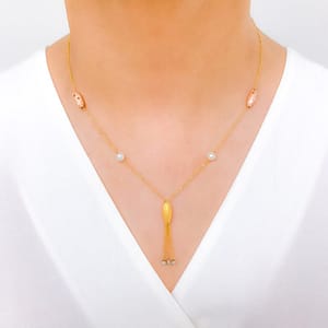 Dotted Oval Barrel Necklace