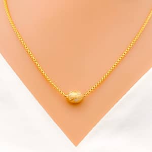Contemporary Oval Orb Chain  17″