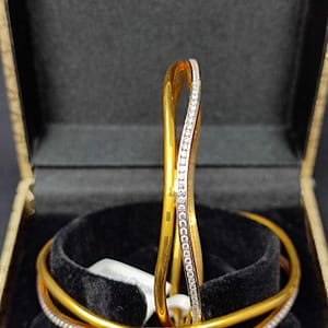 916 Hallmarked Pure Gold Ladies Kangan