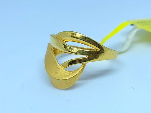 Ladies Ring - Image 3