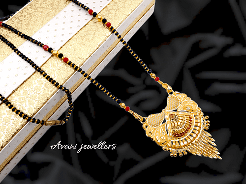 Gold Mangalsutra Pendant - Image 3