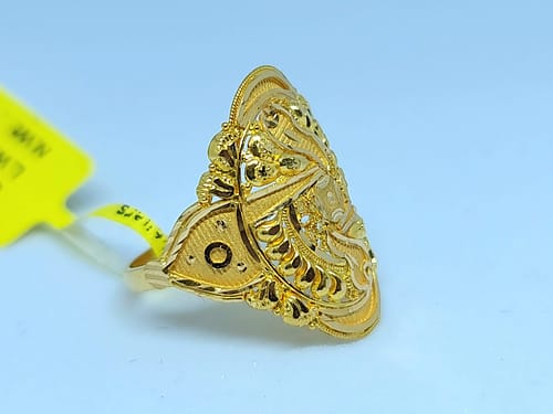Ladies Ring - Image 2