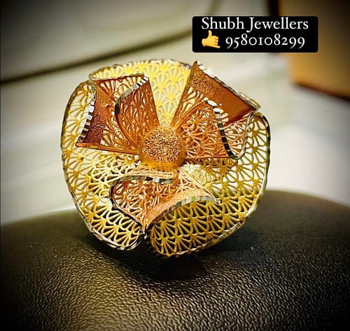 Designer Gold Ring - Image 3