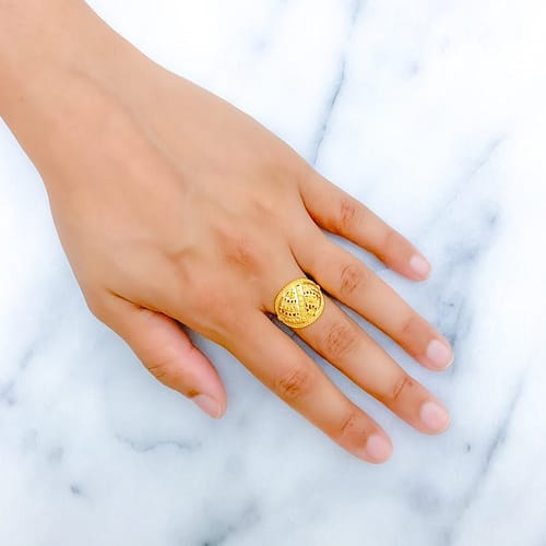 Classy Striped Gold Ring - Image 5