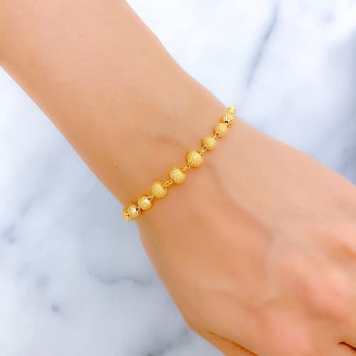 Evergreen Matte Bead Bracelet - Image 3