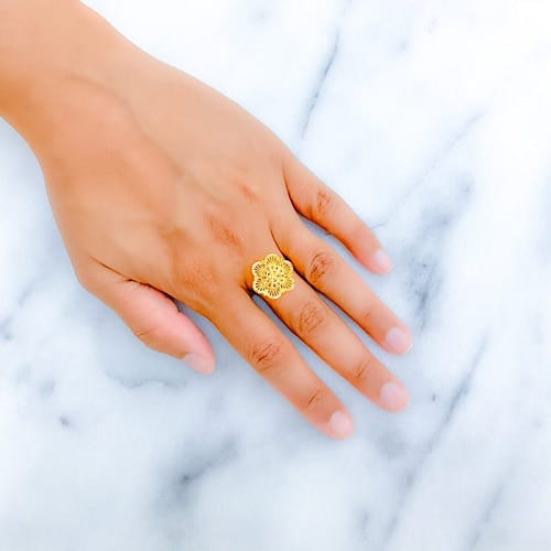 Posh Reflective Flower Ring - Image 2