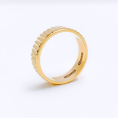 Radiant Palatial Gold Band - Image 3