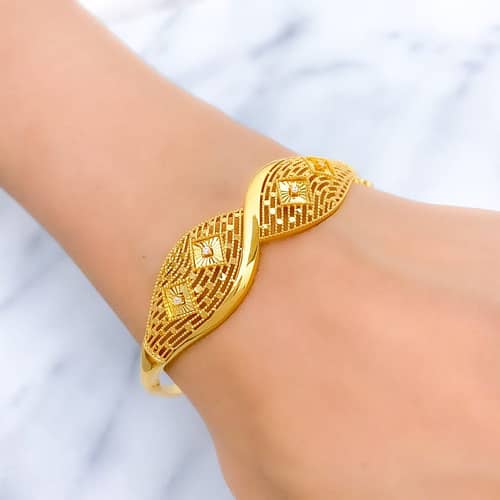 Refined Curved Mesh Bangle Bracelet - Image 3