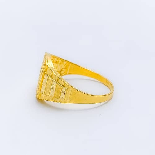 Bold Alternating Rectangular Ring