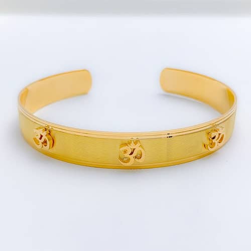 Classic Om Cuff - Image 4
