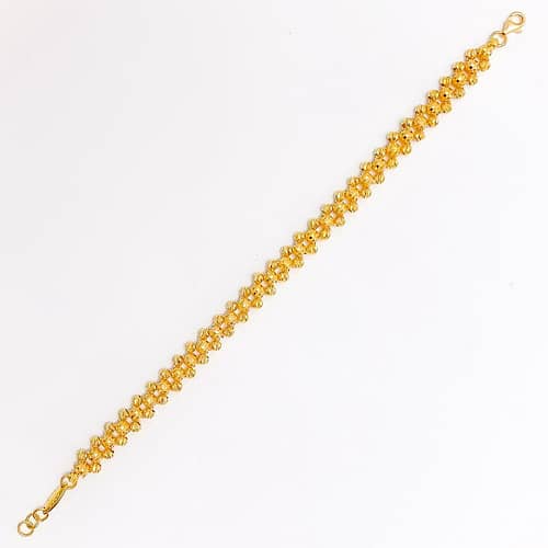 Bold Interlinked Ball Bracelet - Image 4