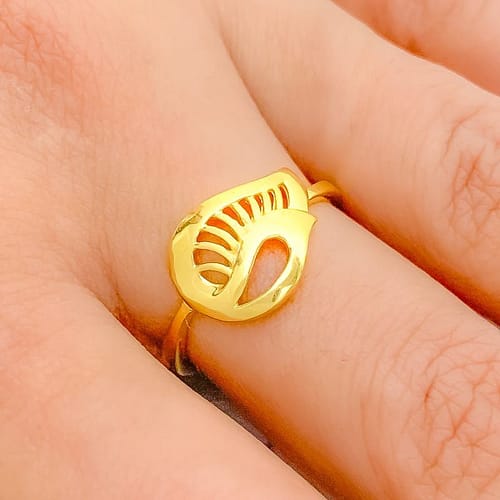 Contemporary Lightweight Ring - Image 3