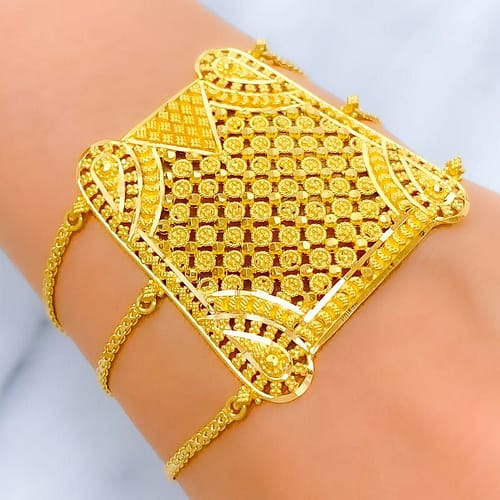 Detailed Evergreen Statement Bracelet - Image 2