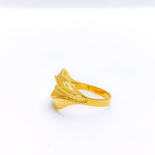 Luscious Wired Leaf Ring - Image 3