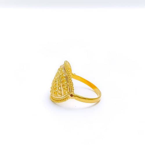 Classy Striped Gold Ring - Image 3