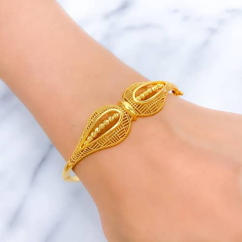 Iconic Symmetrical Mesh Bangle Bracelet - Image 5