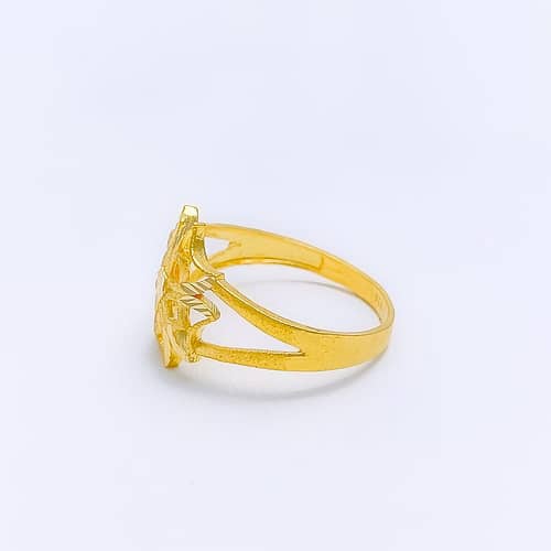 Fancy Vintage Flower Ring - Image 2