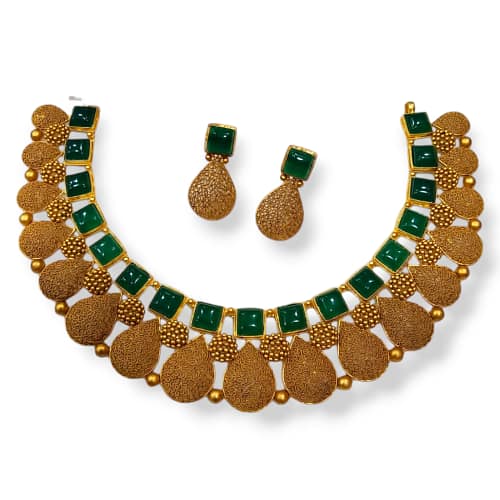 Traditional & Classy Set 13