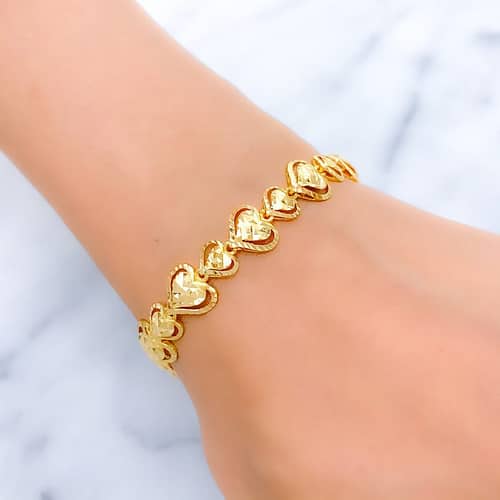 Stunning Golden Heart Bracelet