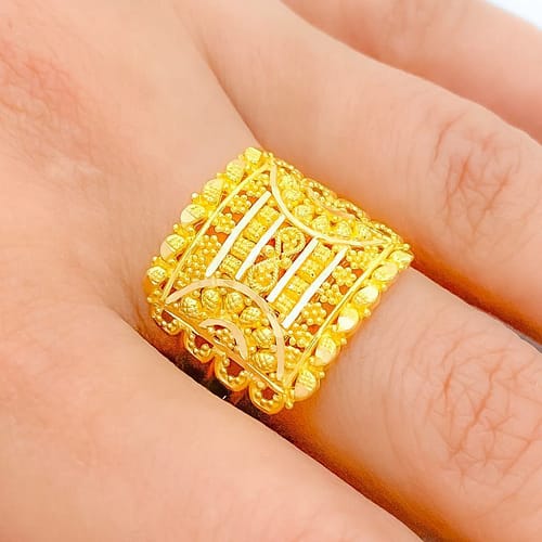 Evergreen Floral Square Ring - Image 4