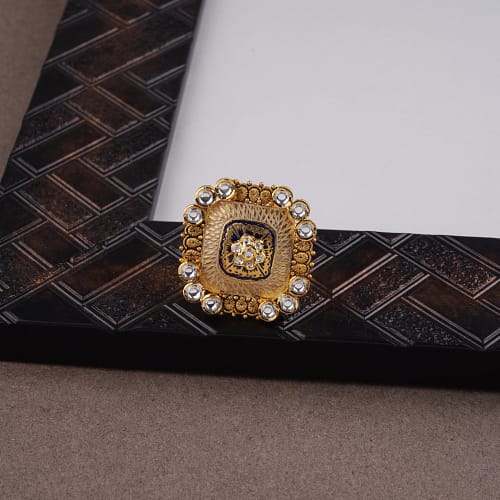 Ladies Ring
