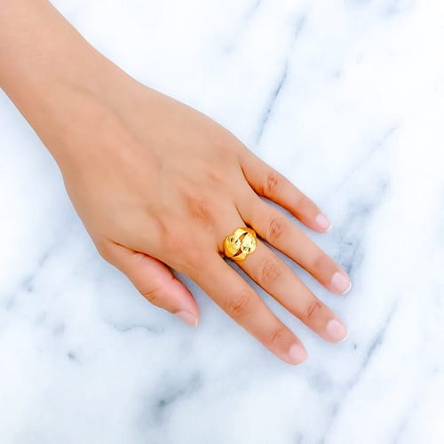 Ritzy Cutwork Ring - Image 3