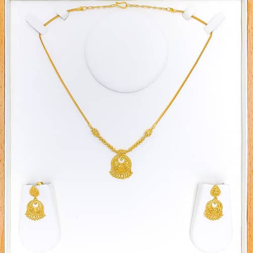Festive Upscale Necklace Set - Image 2