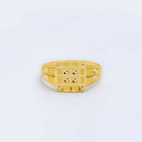 Impressive Sand Finish Men's Ring