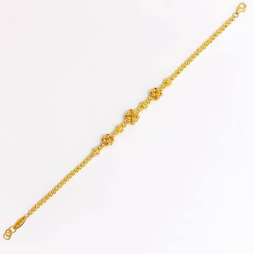 Bright Decorative Floral Bracelet - Image 5