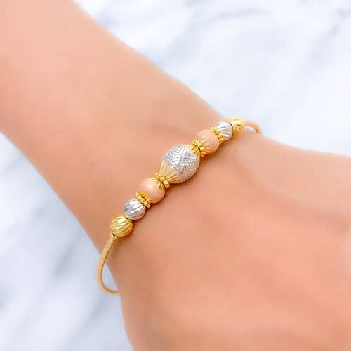 Refined Oval Wire Bracelet - Image 2