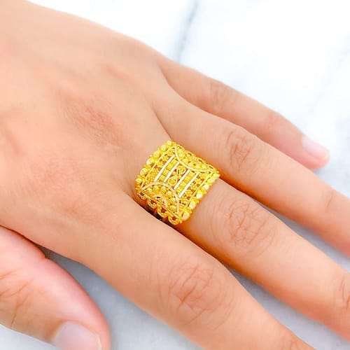 Evergreen Floral Square Ring - Image 3