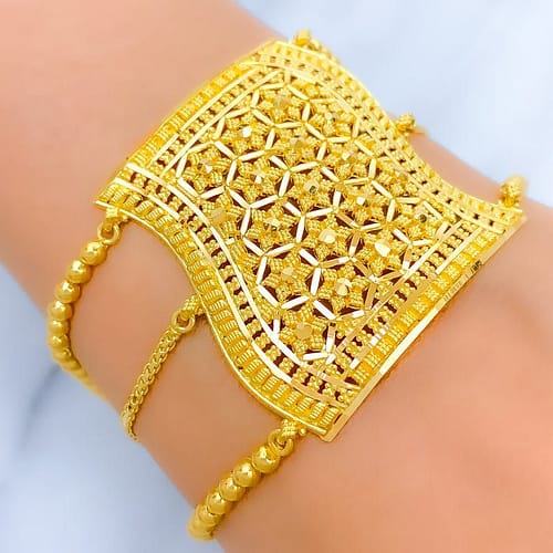 Curved Star Adorned Statement Bracelet - Image 2