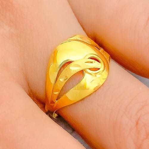 Lush Abstract Textured Ring - Image 2