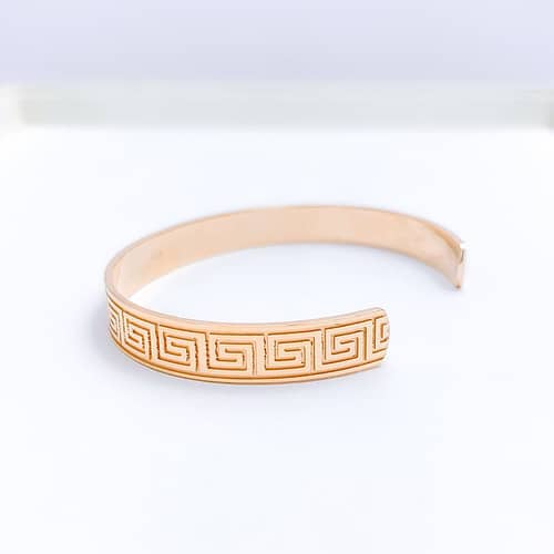 Trendy Rose Gold Cuff - Image 4