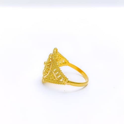 Luxurious Round Crescent Ring - Image 2