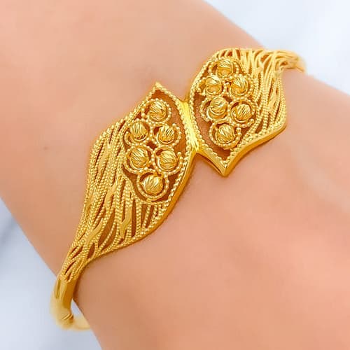 Impressive Evergreen Leaf Bangle Bracelet - Image 2