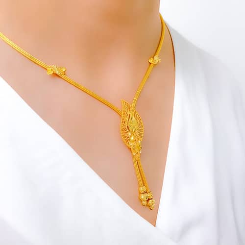 Chic Leaf Drop Necklace Set - Image 3